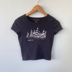 Graphic cropped top